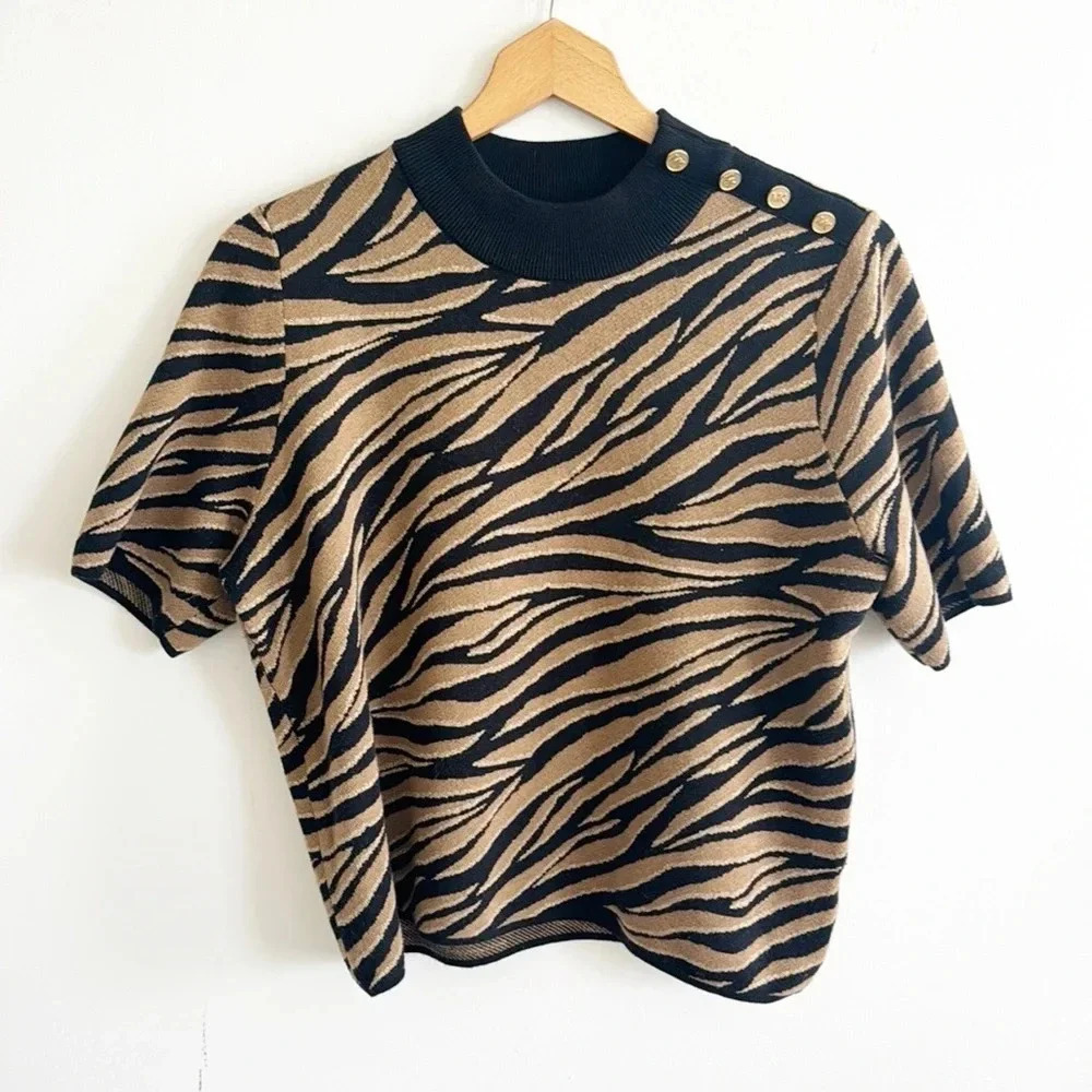 Michael Kors black/tan metallic tiger animal print cropped short sleeve sweater